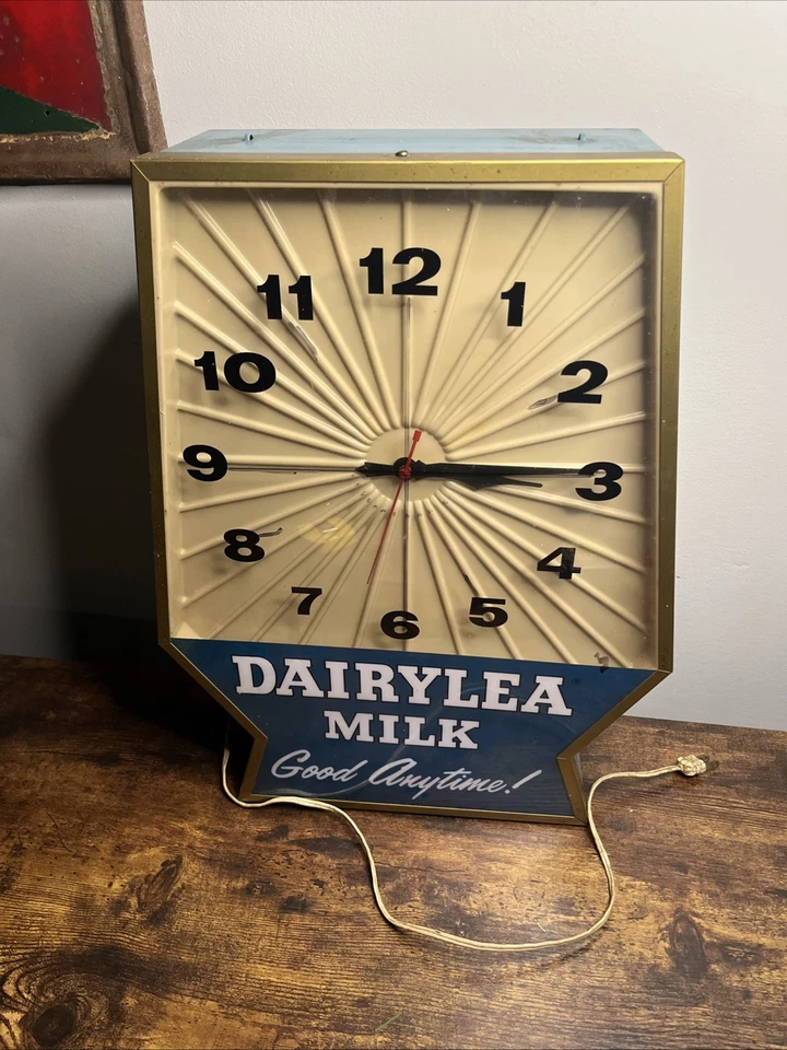 罕见原装复古 Dairylea 牛奶照明墙,办公桌工作时钟 10x14” — 第 4/4 张图片