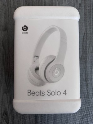 Beats by Dr. Dre Solo4 Wireless On-Ear Headphones MATTE GRAY