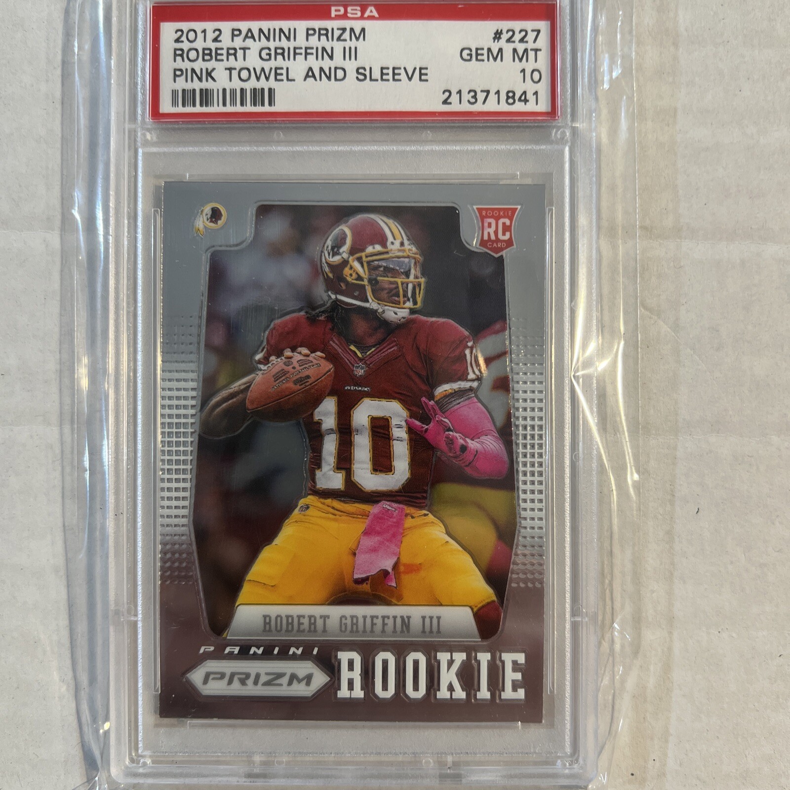 Robert Griffin III Panini Prizm #227 Pink Towel and Sleeve