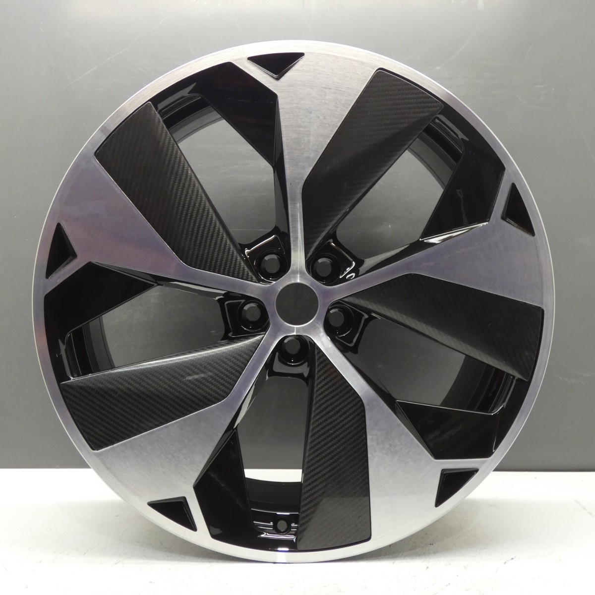 s-l1200.jpg s-l1200.jpg