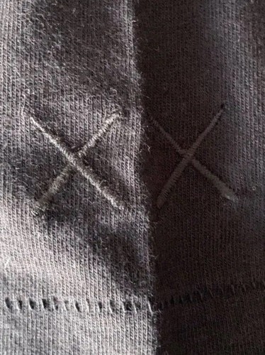 Kaws x Uniqlo BFF Pocket T-Shirt Size XXL Streetwear *SEALED* - Picture 4 of 4