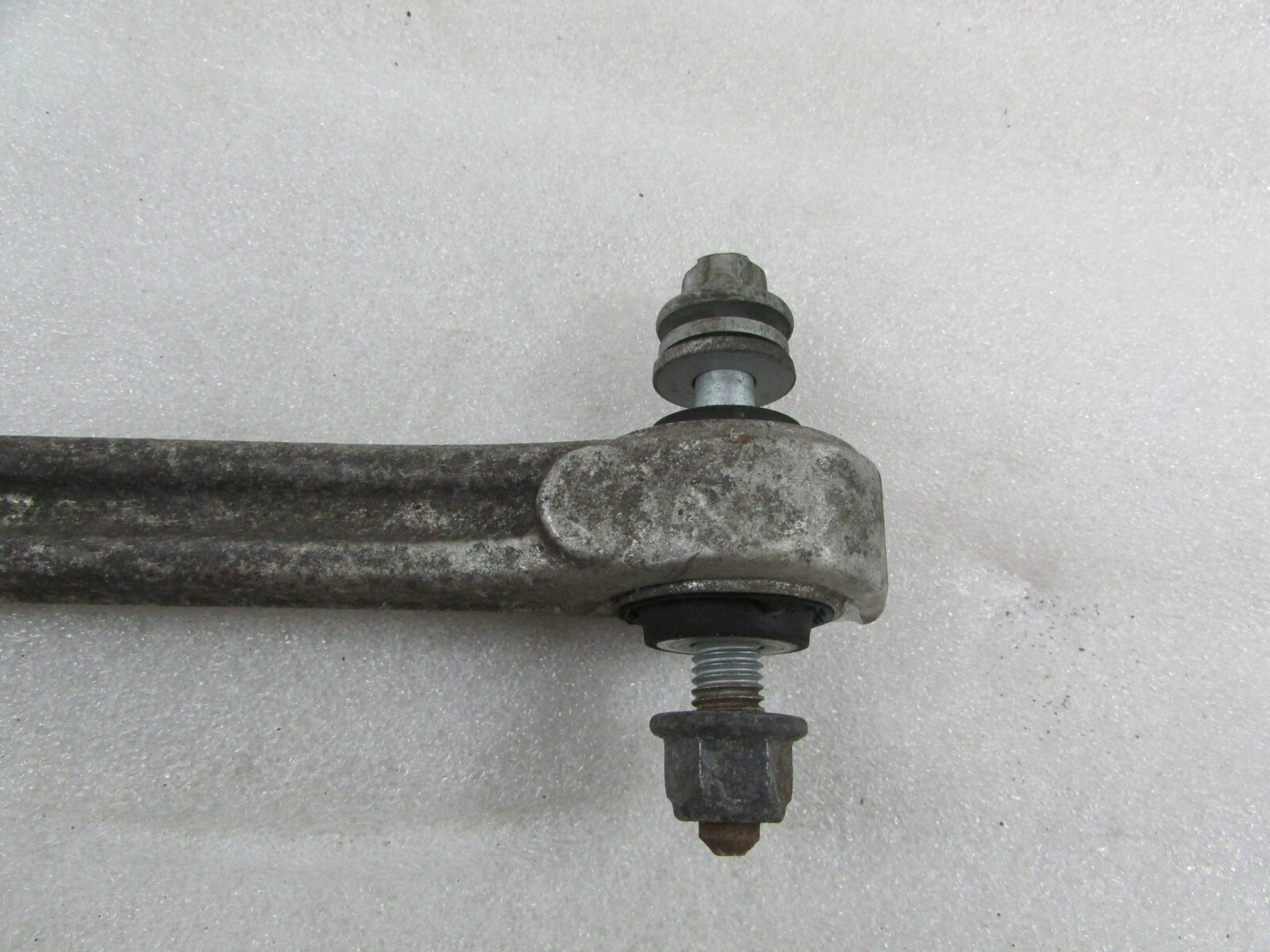 2014 Maserati Quattroporte, Ghibli, Rear Lower Wishbone Arm, Used, P/N 670002808