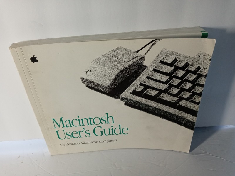 ITHistory (1992) APPLE MANUAL: MACINTOSH USERS GUIDE (Desktop Mac) 030-2651B *OF