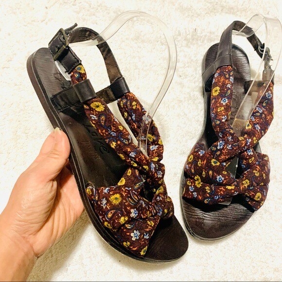 GUPPY LOVE BY BLOWFISH BROWN FLORAL FABRIC LEATHER SANDALS WOMENS SZ 10