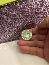 Vintage gilt metal & enamel badge pin Welford On Avon B C bowls bowling club