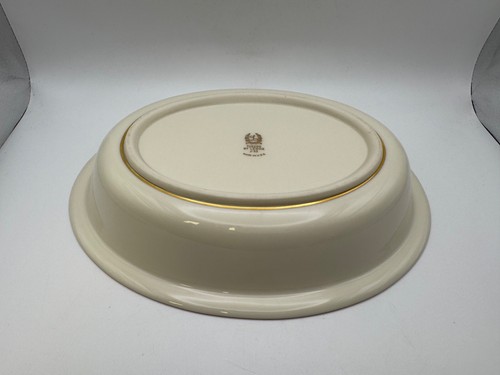 Esmoquin Lenox Gold Mark 9 3/4" tazón ovalado para servir verduras - Imagen 5 de 6