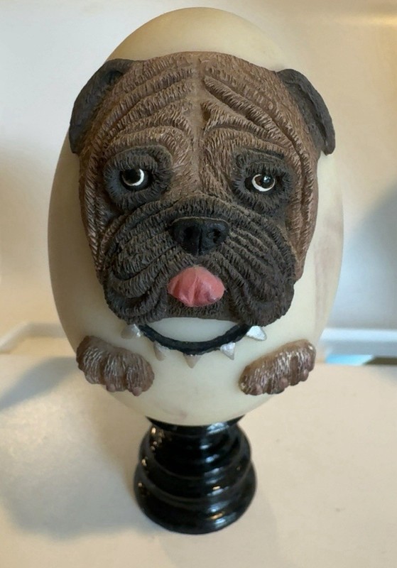 BriStar 1997 Bulldog Egg Figurine Limited Edition 162/5000