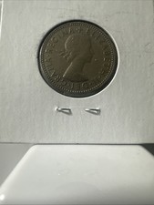 1957 Great Britain 1 Florin (2 Shillings) Copper-Nickel Elizabeth II Coin TC829*