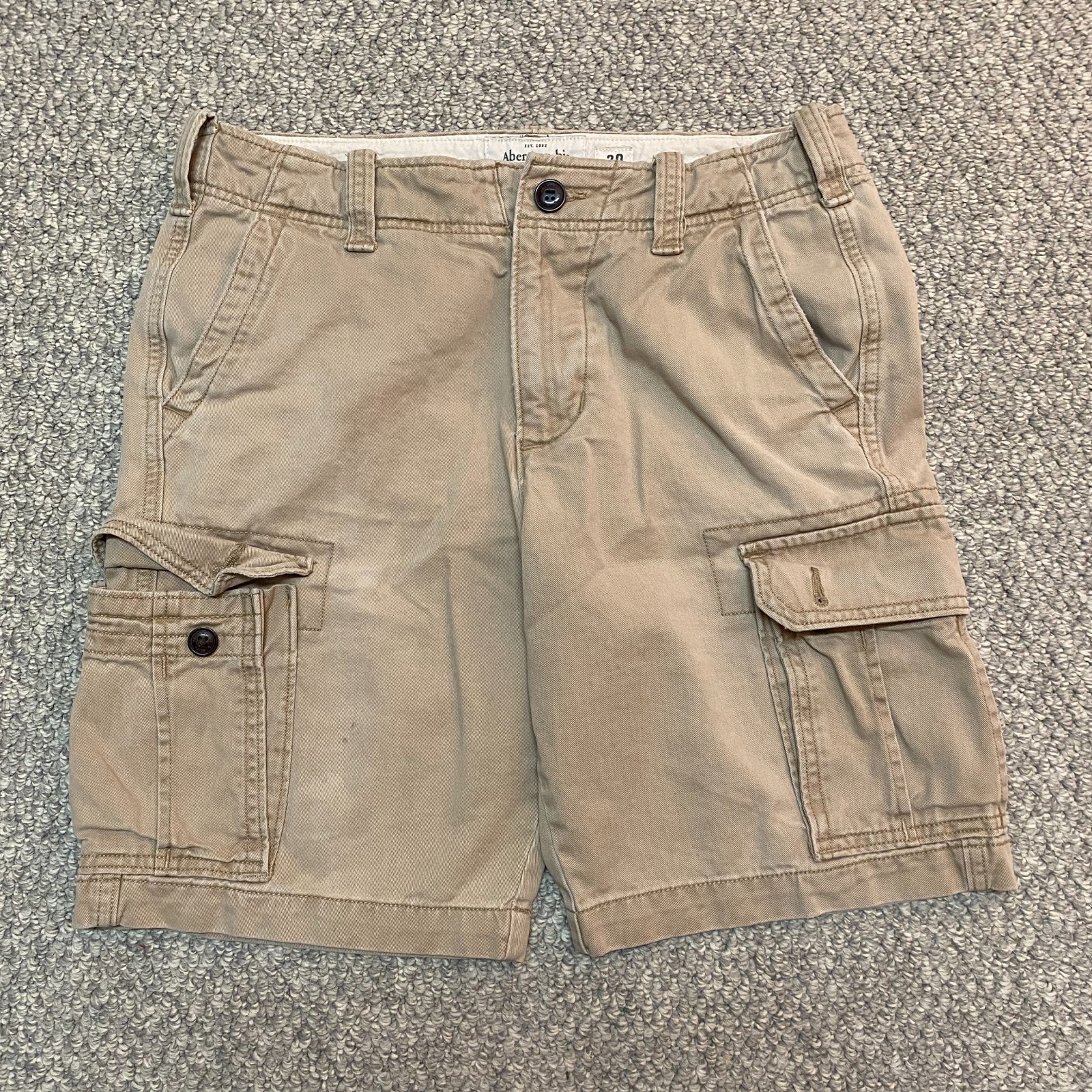 Vintage Y2K Abercrombie and Fitch Men's Cargo Shorts Size 30 Tan Distressed FLAW