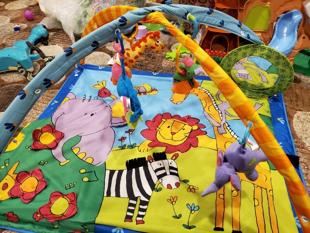 super deluxe baby gym