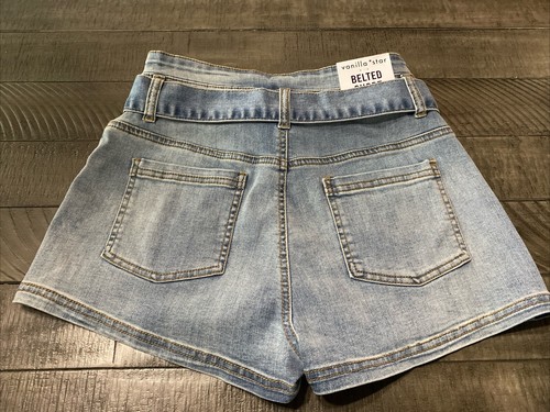 Vanilla Star Juniors 27/5 Belted Square Pockets 2” Inseam Denim Shorts - Picture 9 of 13