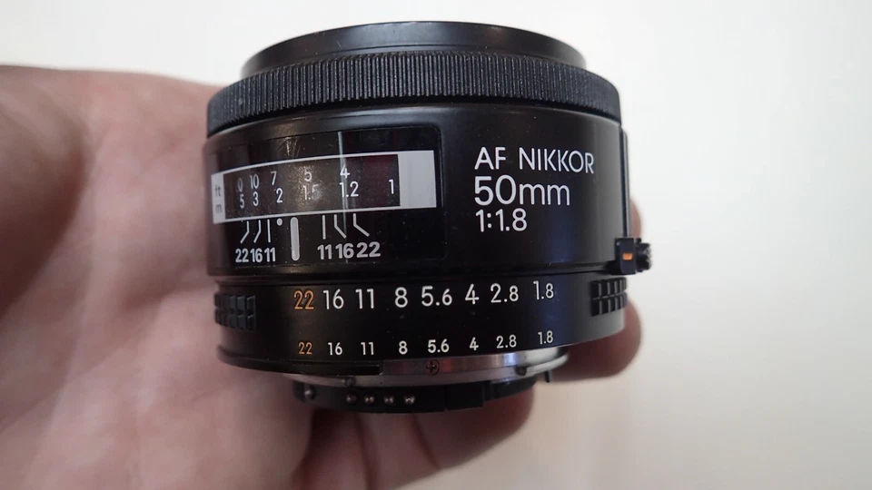 Nikon Nikkor 50mm f/1.8 Lens – w/ Front Cap & Soft Bag - Image 3 of 4