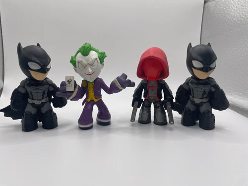 FUNKO  Mystery Minis 4 figure lot Batman Joker Red Hood
