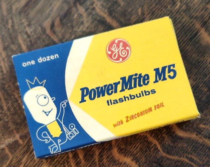 NOS Vintage GE General Electric PH/M5 PowerMite Camera Flashbulbs Case ...