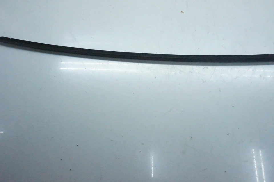 Audi S5 Sportback 2018-2023 OEM parabrisas delantero izquierdo moldura sello Foto 3 de 4