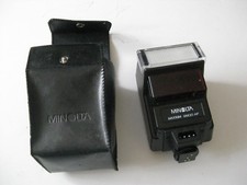 vintage Minolta Maxxum 2800 AF light camera flash in case