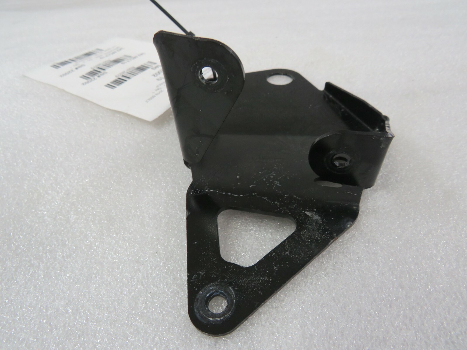 Mclaren 600LT, LH, Upper Radiator Fan Bracket, Used, P/N 13L0205CP