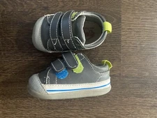 Boys Gray Shoes Size 3.5 Infant Toddler By See Kai Run 