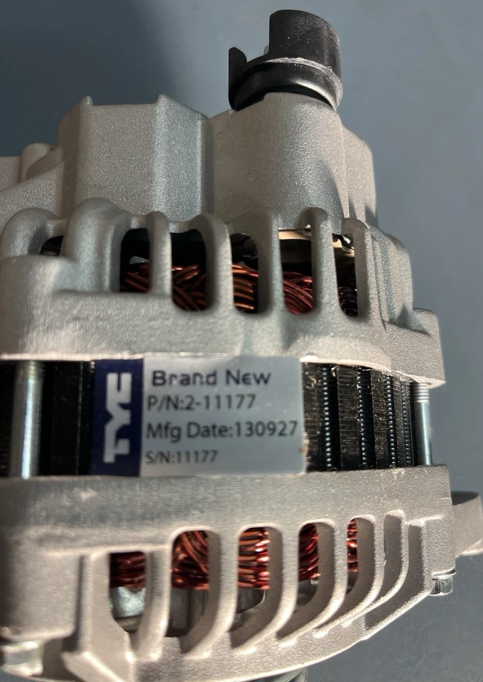 Alternador TYC compatible con Honda Fit 2007-2008 sin caja Foto 2 de 4