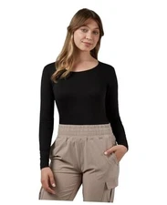  Heat Women's Lightweight Scoop Base Layer Top | Form Fitting | Medium Black