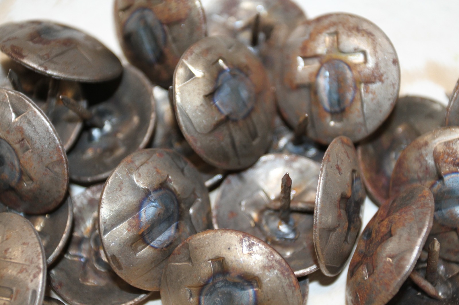 10-Hand Forged CLAVOS,Embedded Cross Detail,Shutter Accents,Cross Decor,CL-RC