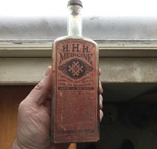 THE CELEBRATED H.H.H.HORSE MEDICINE D.D.T.1868 EMB WITH 1881 LABEL CHICAGO 8 1/4