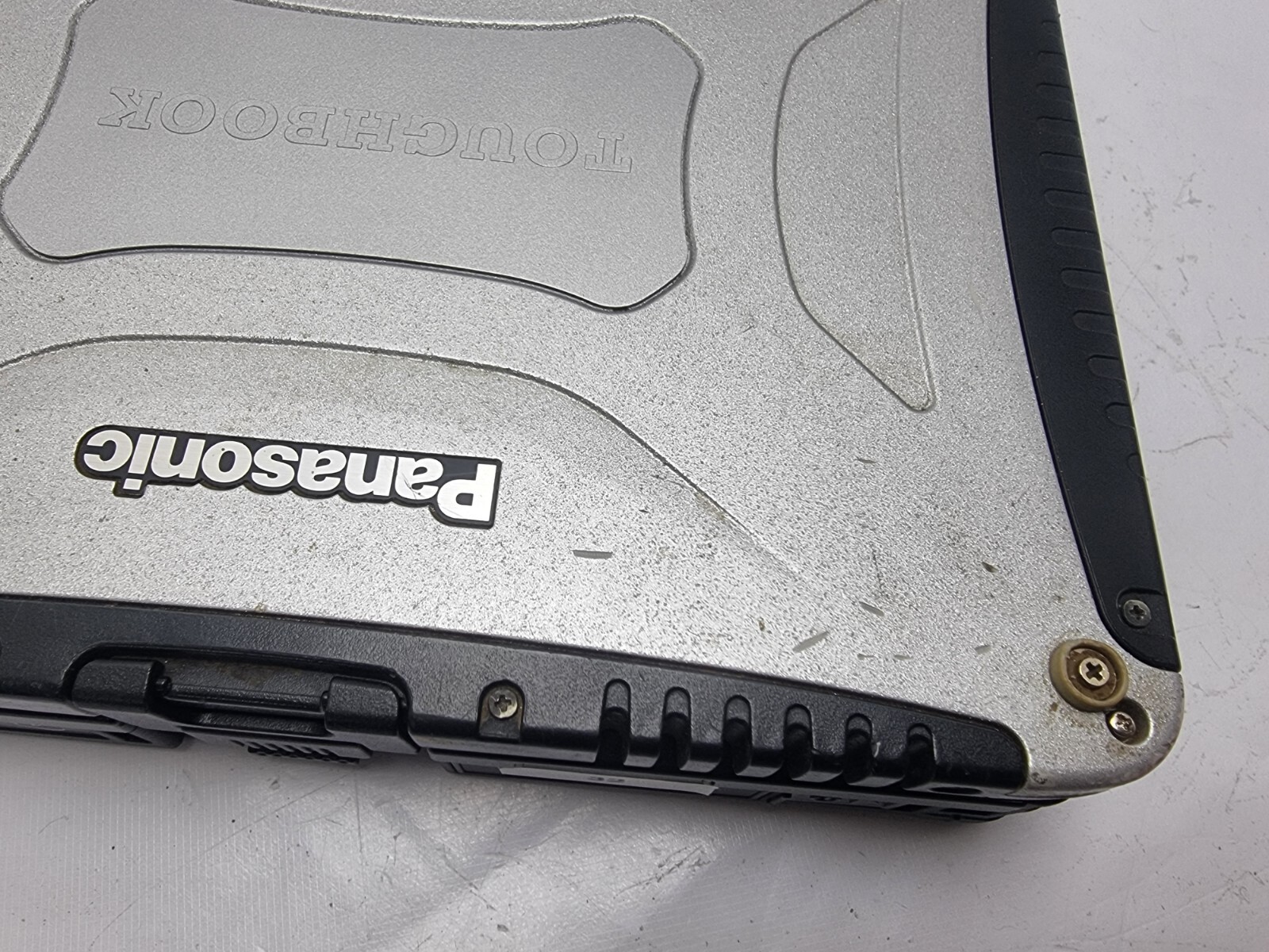 Rugged Panasonic Toughbook CF-19 MK4 - Core i5 6GB RAM 256Gb SSD Win10 Touch -32 - Picture 11 of 18