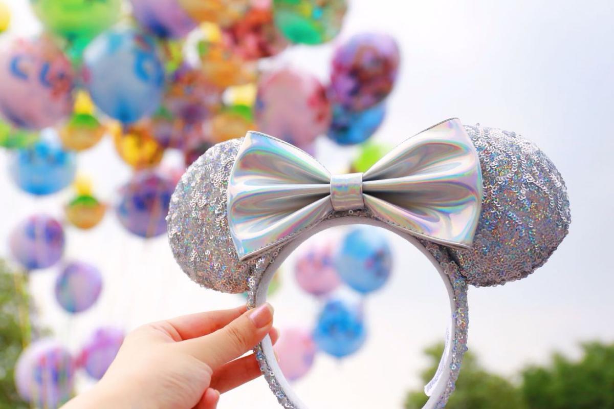 New Disney Parks silver magic mirror Minnie Ears New Cinderella 75th Anniversary Minnie Ear Headband Arrives  main image 3