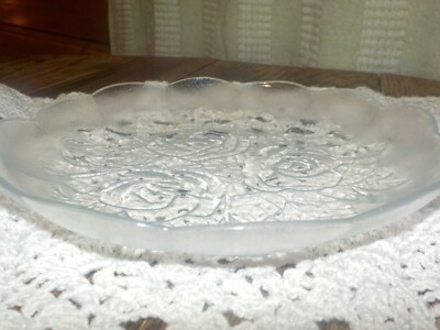 Vintage Pasari Liva Indonesia Glass Plate Raised Roses Frosted Scalloped Edge 7''