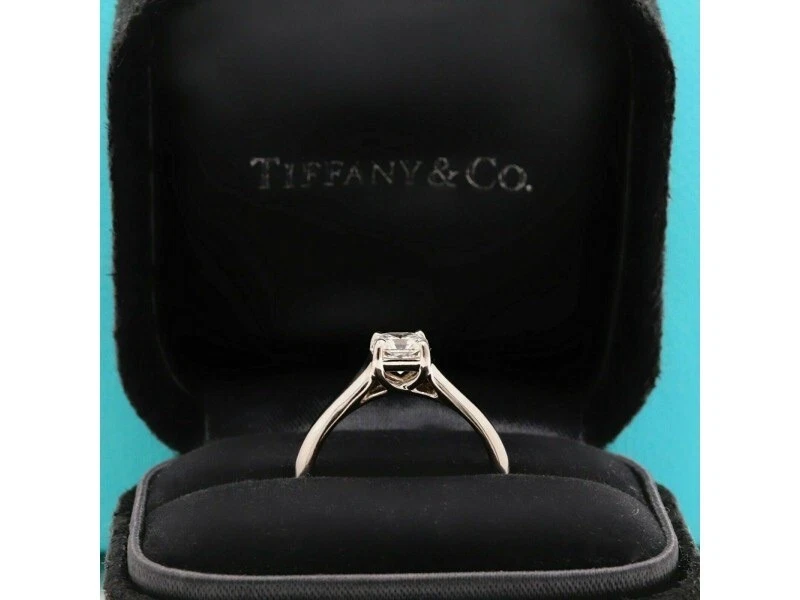 TIFFANY & CO. ANILLO PLATINO DIAMANTE LUCIDA Foto 3 de 4