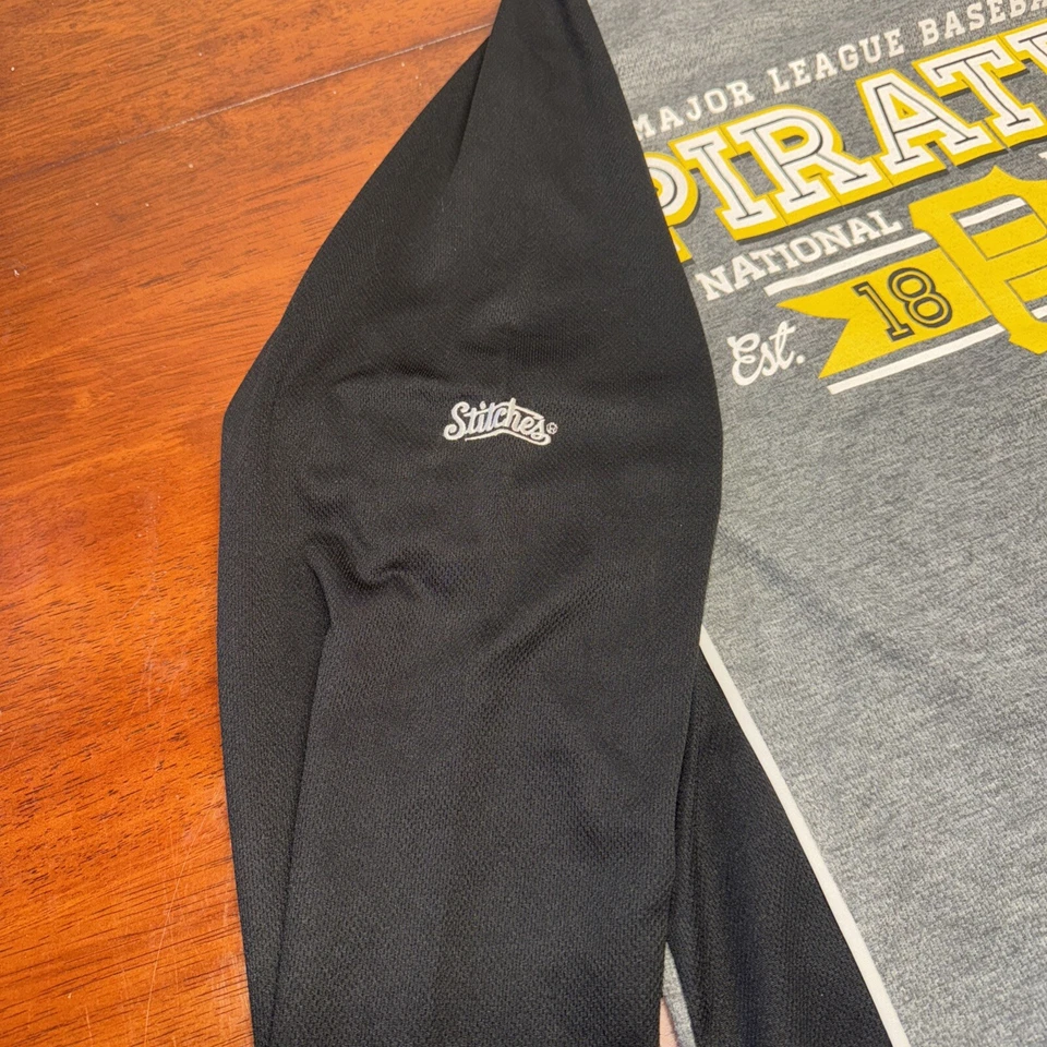Pittsburgh Pirates Waffle Knit Shirt Mens Large  Black Gray Long Sleeve Stitches - Image 4 of 4