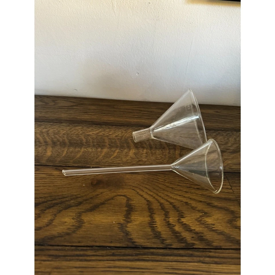 Juego de 2 embudos de vidrio vintage Pyrex y Kimax Foto 2 de 4