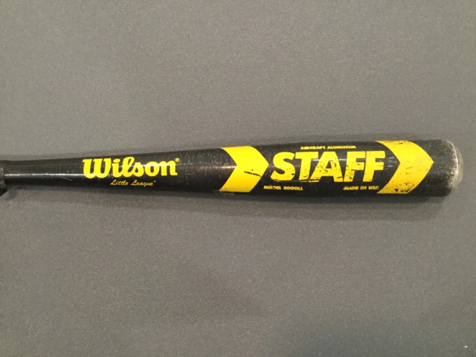 Wilson Staff Little League 30 pulgadas Bate de béisbol modelo 3000LL  Foto 2 de 4