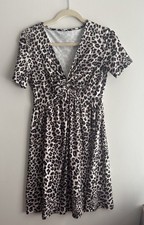 Women s Leopard Stretch Print / Animal Print Dress Size M
