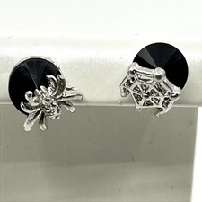 VTG Gothic Spider & Web Black Crystal Stud Earrings Silver Tone Halloween Y2K