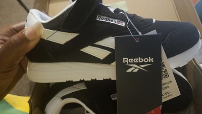 Reebok Boys, Black And White Nylon Tennis Shoes, Size 4 New Inbox