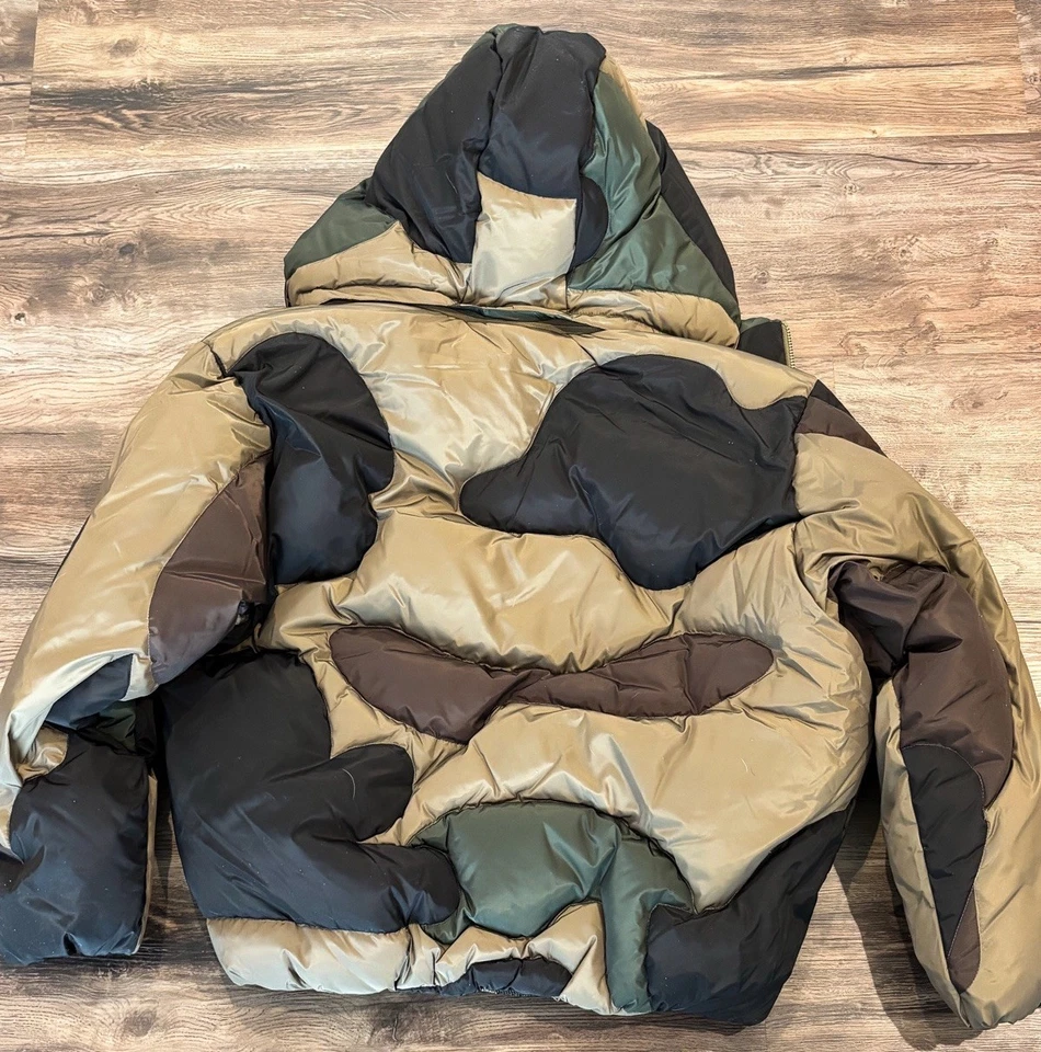 Bape 1st Camo Nylon Down Puffer Jacket BRAND NEW Size M - Image 2 of 4