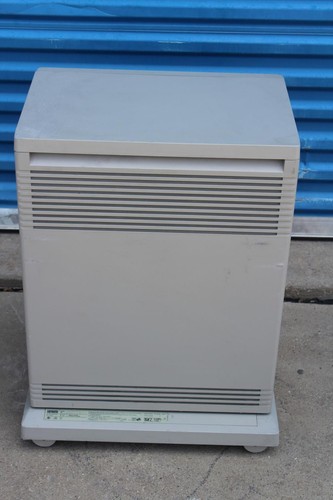 Digital Equipment Corporation (DEC) VAX 4000-300 - Picture 10 of 11
