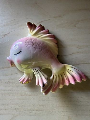 Vintage 1950’s Norcrest Ceramic Kissing Fish Wall Hanging READ