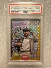 2025 Topps Chrome UFC Alexander Volkanovski Tailor Made Gold Geometric /50 PSA 9