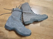 Danner Boots men's 9.5 D 8" sage green suede leather military combat boots