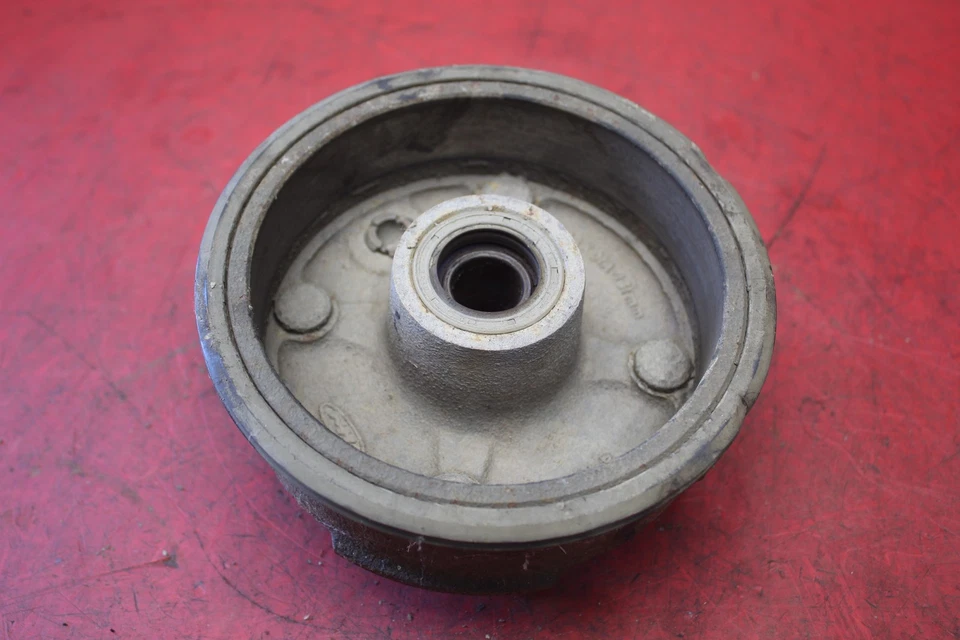 1992 HONDA FOURTRAX 200 FRONT WHEEL RIGHT LEFT BRAKE DRUM HUB 44600-HM8-000 - Изображение 2 из 4