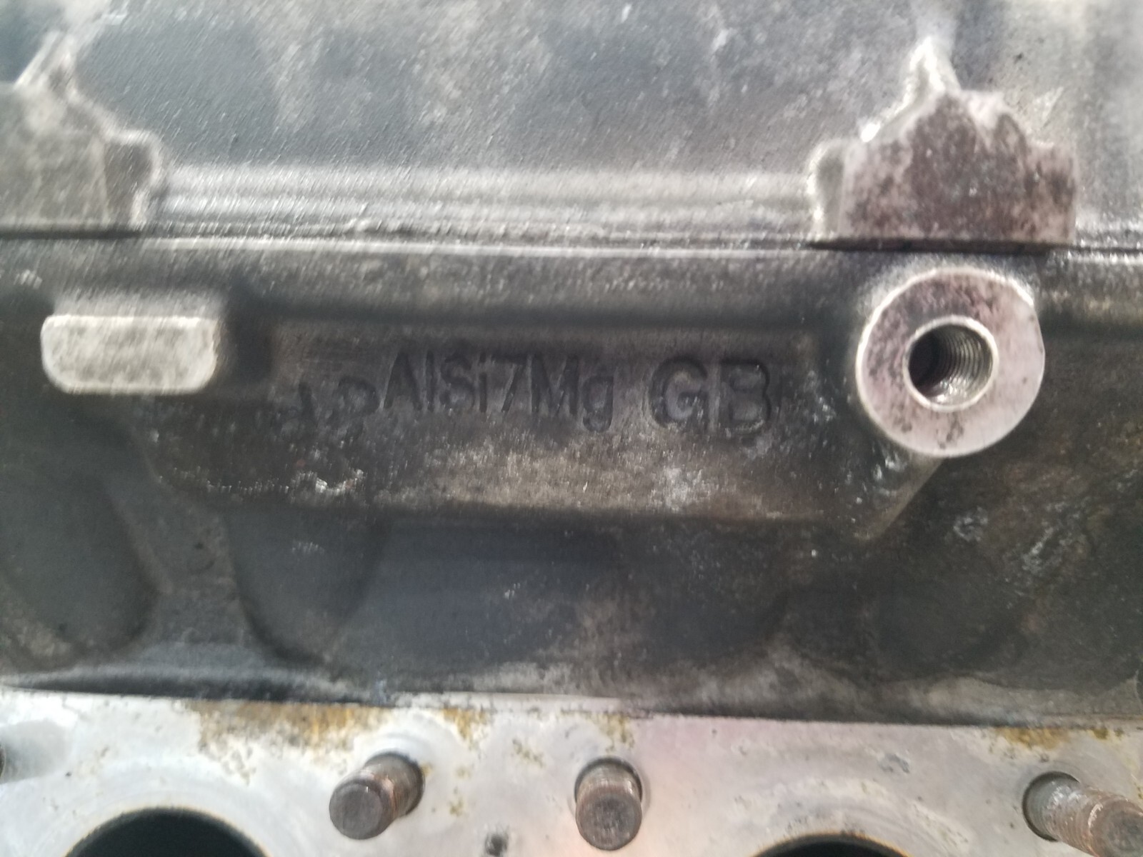 2005 Lamborghini Gallardo 5.0L V10 Left Cylinder Head 6-10 #2070 H3