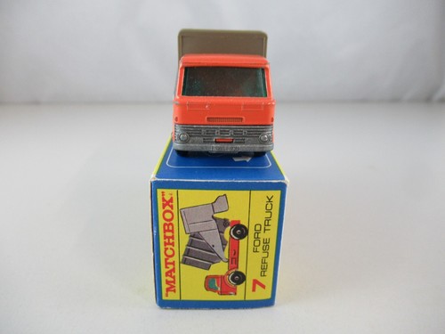 Matchbox Lesney 7 Ford Refuse Truck - Picture 2 of 6