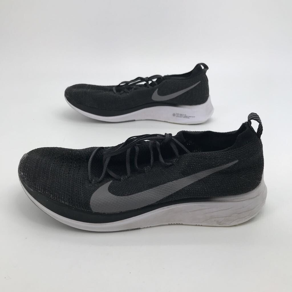 nike air zoom fly flyknit