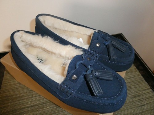 UGG Litney Women’s Suede Navy Slipper For Outdoor/Indoor Use US 5 Style# 1116030 - 第 5/12 張圖片