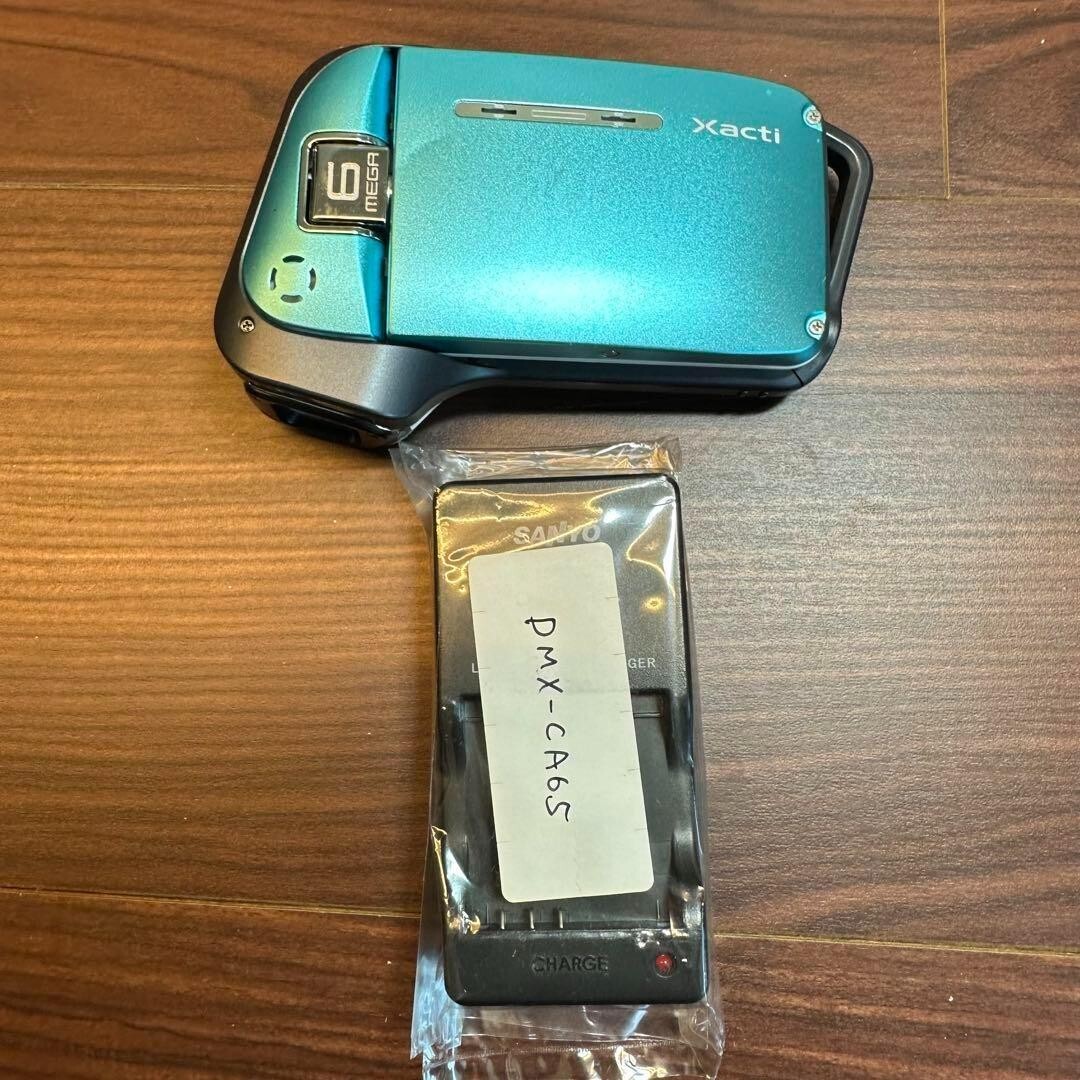 SANYO Xacti DMX-CA65(W)