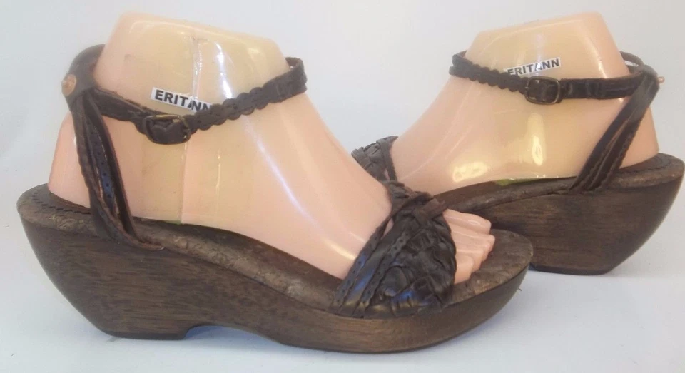 Sandalias Gap Wos Cuñas EE. UU. 8 Cuero Marrón Tejido Hebilla Correa al Tobillo Punta Abierta 4557 Foto 3 de 4