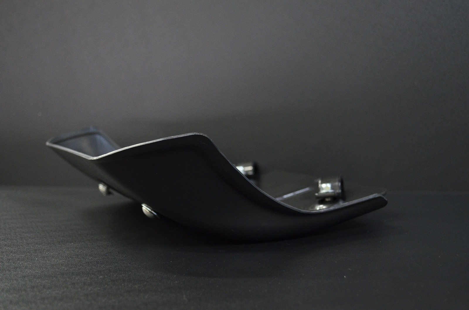 Sabot moteur SWM TF1 en aluminium de 4mm noir pour moto enduro retro