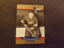 1990-91 NHL Pro Set Alex Delvecchio Hall Of Famer Card